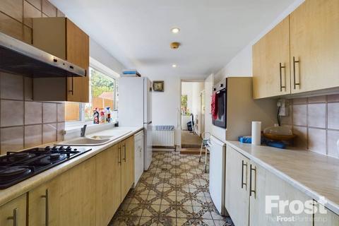 3 bedroom semi-detached house for sale, Danesbury Road, Feltham, Middlesex, TW13