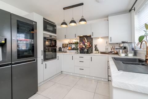 5 Barley Close, Aspull, Wigan, WN2 1BZ