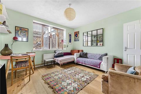 3 bedroom apartment for sale, Warwick Grove, London, E5