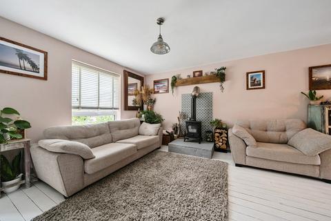 1 Bakers Piece, Witney, OX28 1PQ