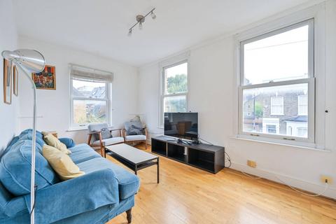 2 bedroom flat for sale, Freemantle Street, Elephant and Castle, London, SE17