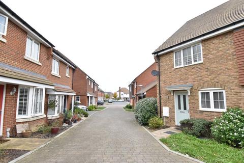 62 Nuthatch Drive, Finberry, Ashford, TN25 7AA
