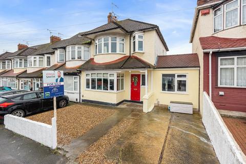 3 bedroom end of terrace house for sale, Castlemaine Avenue, Gillingham ME7