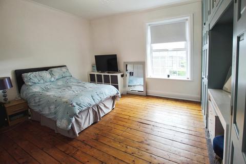 16 Syke Road, Tingley, Wakefield, WF3 1DA