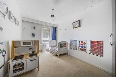 57 Whitehaven Close, Bromley, BR2 0YA