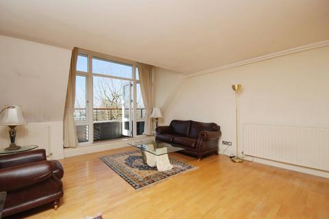 3 bedroom flat to rent, Kidderpore Avenue, Hampstead, London, NW3