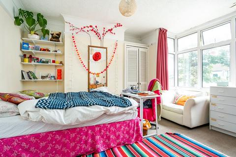 5 bedroom semi-detached house to rent, Princes Road, Brighton BN2