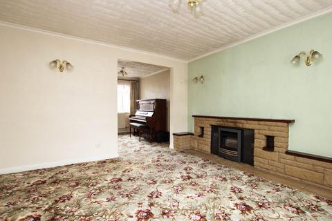 17 Dawlish Close, Blackburn, BB2 4NS