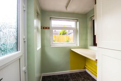 17 Dawlish Close, Blackburn, BB2 4NS