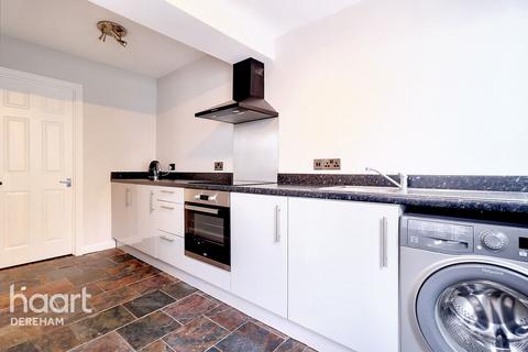 3 Church Road, Watton, Thetford, IP25 6DQ