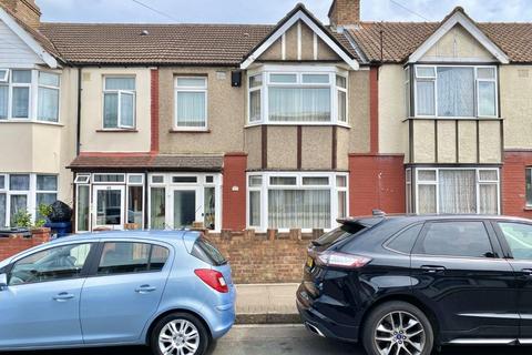 3 bedroom terraced house for sale, Lancaster Road, Southall, UB1 1NW