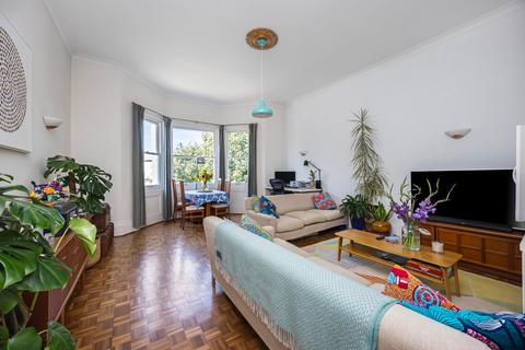 2 bedroom flat for sale, Compton Avenue, Brighton, East Sussex, BN1