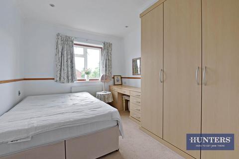 28 Alsom Avenue, Worcester Park, KT4 7EG