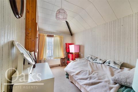 35 Malcolm Road, London, SE25 5HE