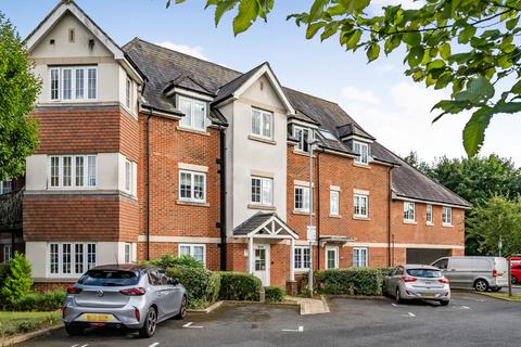 2 bedroom apartment for sale, Wellesbourne Road, High Wycombe, Buckinghamshire