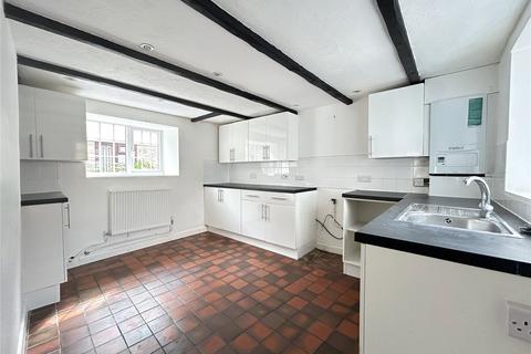 3 bedroom end of terrace house for sale, High Street, Chard, Somerset, TA20