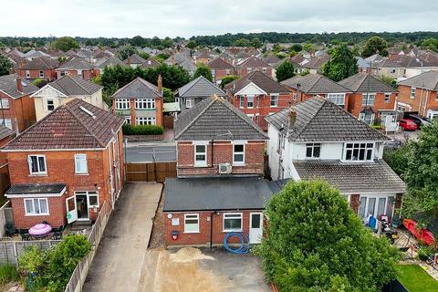 4 bedroom detached house for sale, Ensbury Park Road, Bournemouth, BH9