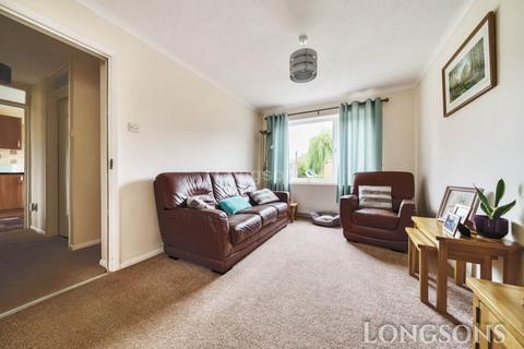 3 bedroom end of terrace house for sale, Sandringham Way, Swaffham