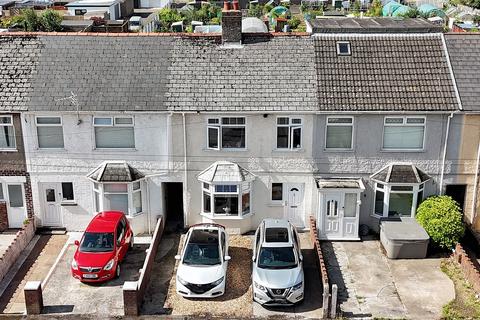 3 bedroom terraced house for sale, Jubilee Crescent, Bridgend, Bridgend County. CF31 3AY