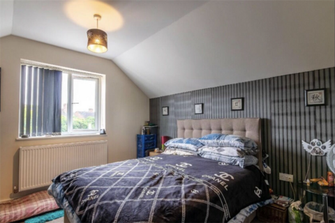 undefined, Emerald Close, Bilston