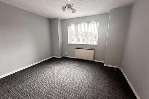 1 bedroom flat to rent, Lingfield Court, Anderton Road, Longford, Coventry, CV6