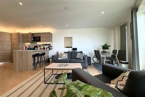 2 bedroom flat to rent, Deveraux House, Duke Of Wellington Avenue, Woolwich, London SE18