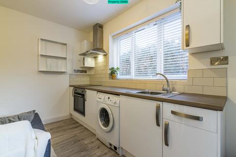 undefined, Flat 2, 26 Milner Road, Nottingham, NG5