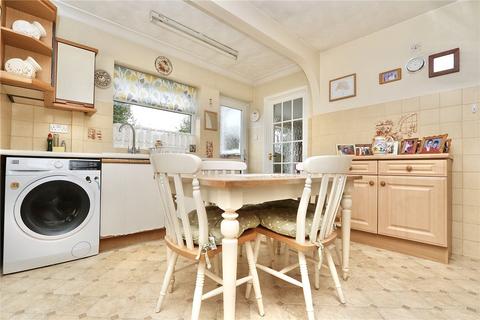 2 bedroom bungalow for sale, Kinross Road, Ipswich, Suffolk, IP4