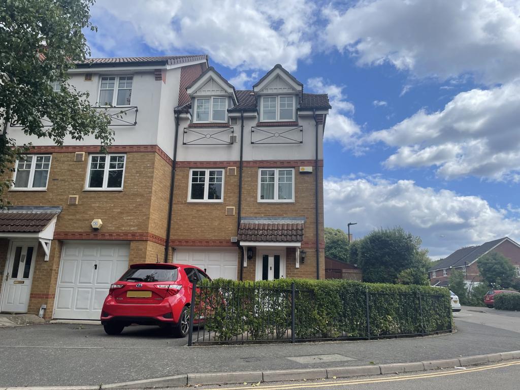 Three/four bedroom family home