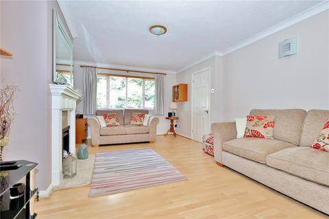 4 bedroom semi-detached house for sale, Triggs Lane, Woking, Surrey, GU22