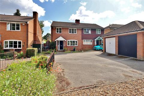 4 bedroom semi-detached house for sale, Triggs Lane, Woking, Surrey, GU22