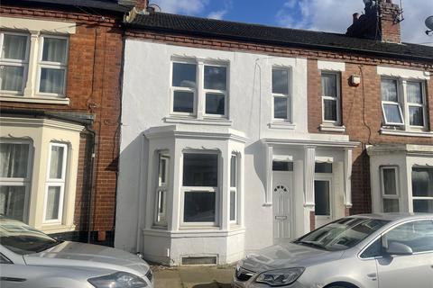 3 bedroom terraced house to rent, Balmoral Road, Northampton, NN2