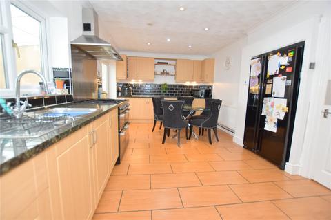 3 bedroom end of terrace house for sale, Rossall Road, Moreton, Wirral, CH46