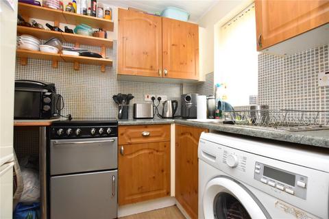 3 Broadcroft Grove, Tingley, Wakefield, WF3 1TU