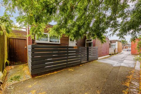 11 Allingham Close, London, W7 1NA