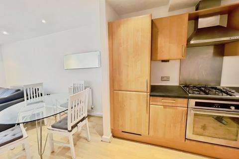2 bedroom flat to rent, Bowman Lane, Hunslet, Leeds, West Yorkshire, LS10