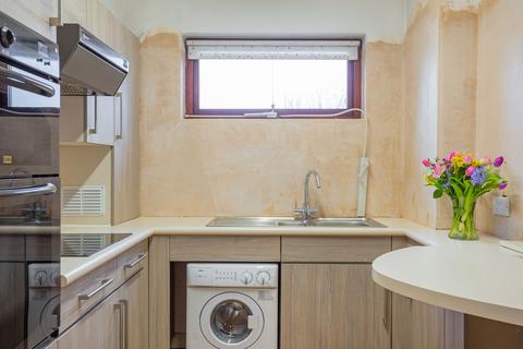 1 bedroom retirement property for sale, Finchley Road, London NW11