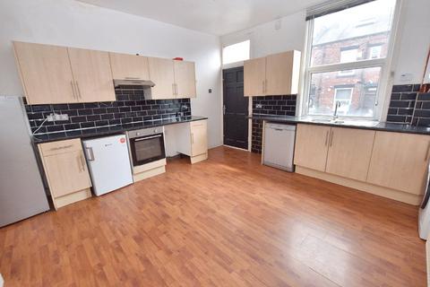 4 bedroom terraced house for sale, Salisbury Terrace, Leeds, West Yorkshire