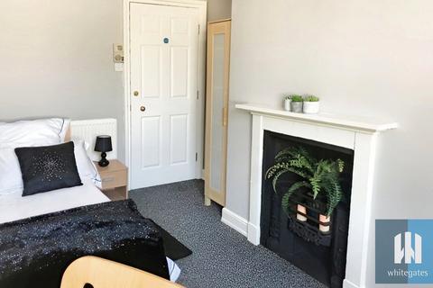1 bedroom in a house share to rent, Fitzwilliam Street, Huddersfield, HD1