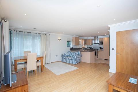undefined, Tallow Road, Brentford