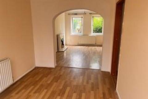 3 bedroom terraced house to rent, Blackwater Drive,  Aylesbury,  HP21