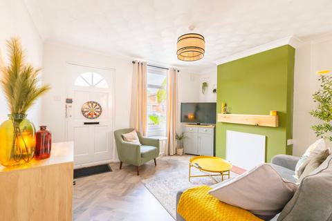 4 Alexandra Road, Beccles, NR34 9UD