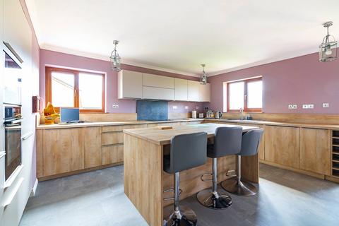 Arrochar, 1 South Head View, Lybster, KW3 6DB