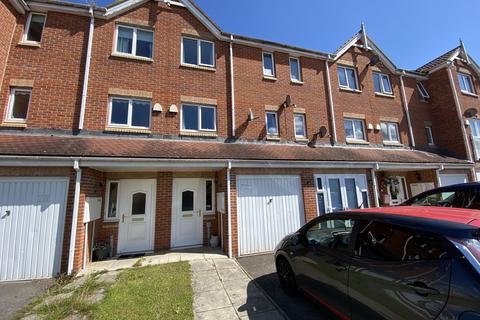 3 bedroom townhouse for sale, The Chequers, Templetown, Consett, Durham, DH8 7EQ