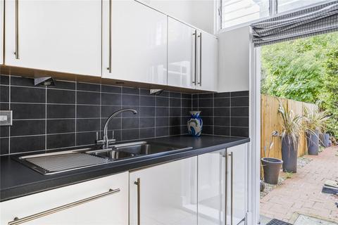 165 Victoria Road, Wood Green, London, N22 7XH