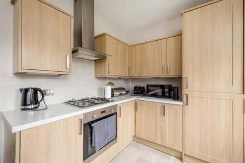 41 Corbiehill Crescent, Edinburgh, EH4 5AU