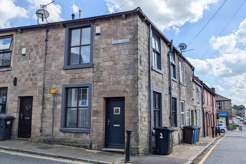 2 Cross Street, Lees, Oldham, OL4 3BT