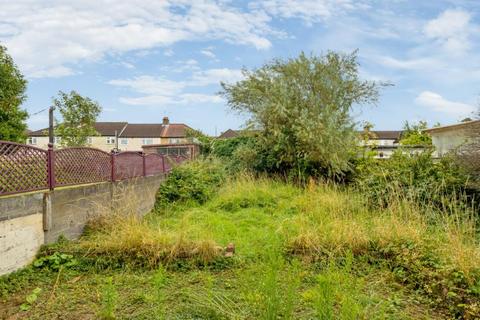 3 bedroom terraced house for sale, The Middle Way, Harrow, HA3 7EA