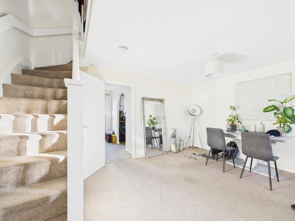 Cam01721 g0 pr0108 still006