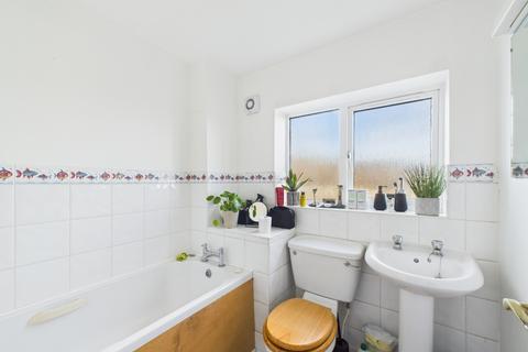 3 bedroom house to rent, Cuckoo Close, Bussage, Stroud, Gloucestershire, GL6